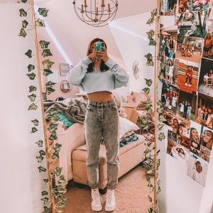 Meet your Posher, Bella